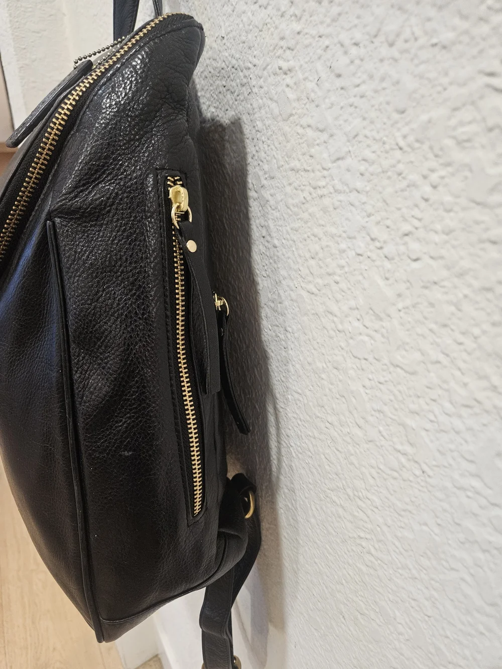Overland Florence Small Leather Backpack Purse – Black Argentine Cowhide
